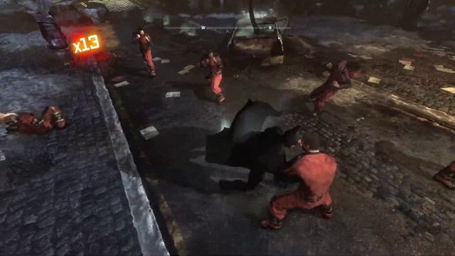 Batman: Arkham City gameplay. (Batman Begins suit mod)