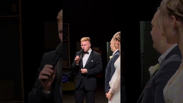 Как ведущий завершает вечер на свадьбе