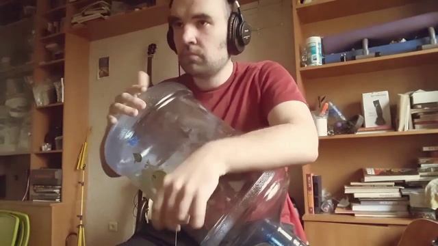 Them bones (кавер на Alice in chains с гитарой и большой бутылкой)