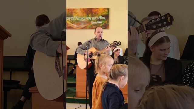 Мы здесь на земле живём не думаем