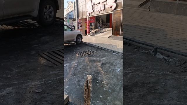 Ош шаарындагы.Масалиев кочосуно стоянка кылып алышыптыр.