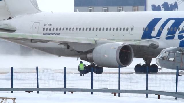 Boeing 767 Early sping ЮТейр 533_534 Ранняя весна