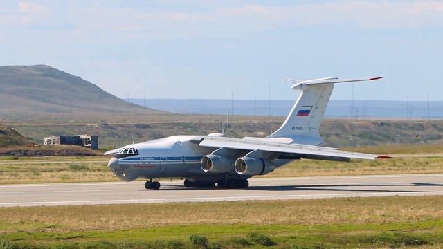 ИЛ-76МД-90А посадка аэропорт Угольный Ilyushin 76 with PS-90A engines landing Chukotka