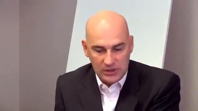 Радислав Гандапас Почему двоечники управляют отличниками?!