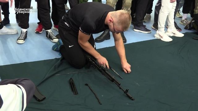 Брянская губерния. В Брянске состоялся турнир по игре "Камуфляж"