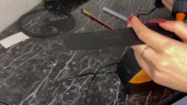 КРУТЫЕ ИДЕИ ДЕКОРА НА ХЕЛЛОУИН / УКРАШАЕМ КОМНАТУ К ХЕЛЛОУИНУ / DIY