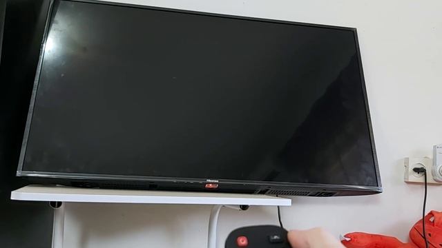 Hisense LED Backlight TV (Model H43B7400Il) not working, power blinking red after software upgrade