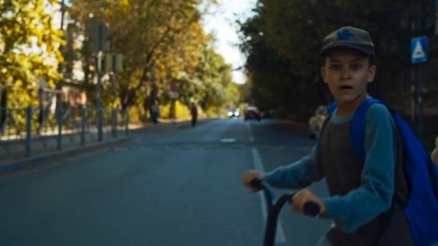Учите детей правилам безопасного поведения на дороге. Видео от ГИБДД Татарстана