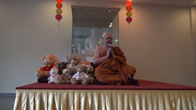 Ajahn Brahm Chin Swee Retreat Dec 2016 Day 1 Briefing Video audio