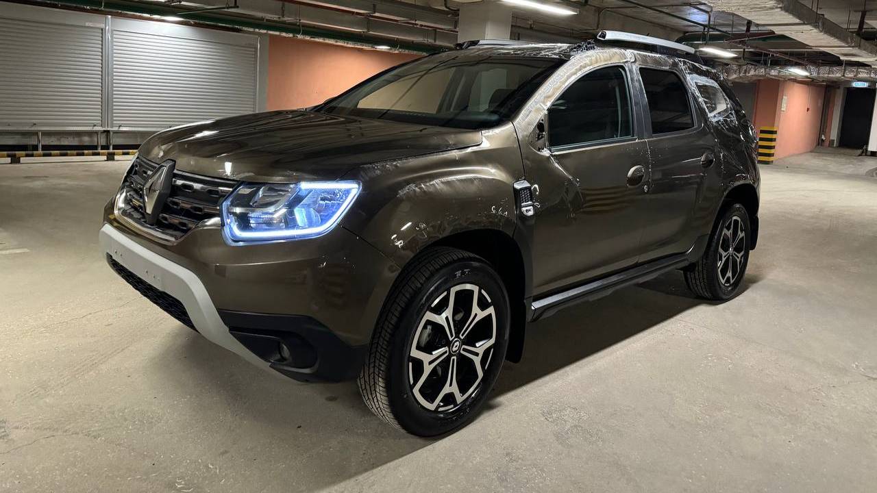 Renault Duster; 1,3 AT; 2022; Зеленый