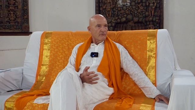 Absolute Truth Is The Now | Wahrheit Muss Jetzt Sein | Advaita (bi-lingual In German And English)