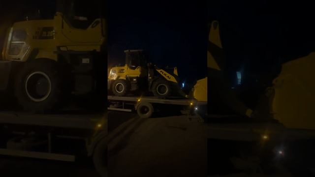 Погрузка Фронтального погрузчика Fukai ZL26. г.Новокузнецк