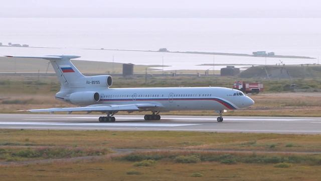 Ту-154 взлёт из аэропорта Угольный Tupolev 154 take off