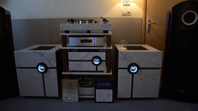 Hi-Fi & High End Show - Moscow 2017 - SA Lab - TAD Reference One [HIGH END AUDIO] №3