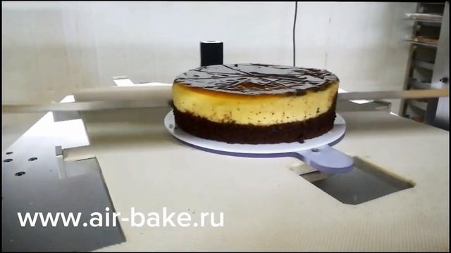 Вертикальная резка круглых тортов