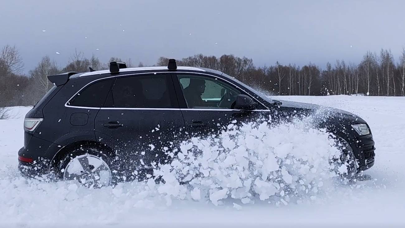 Audi Q5 Offroad, зима 2023