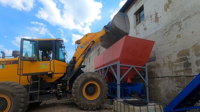 г.Нерюнгри. Автоматический вибропресс Рифей-Удар-А-550СДА