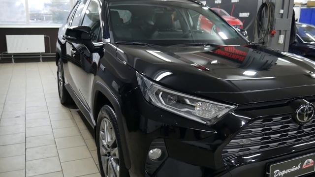 «Узнайте секрет идеального блеска кузова Toyota! Полировка в детейлинг центре _Дефектов-нет_ .