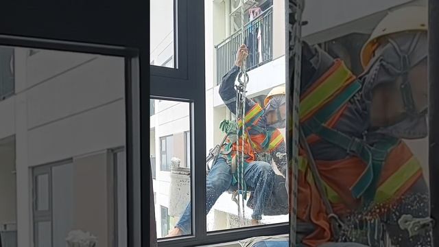 Однажды утром, когда проснулся на 21 этажа.