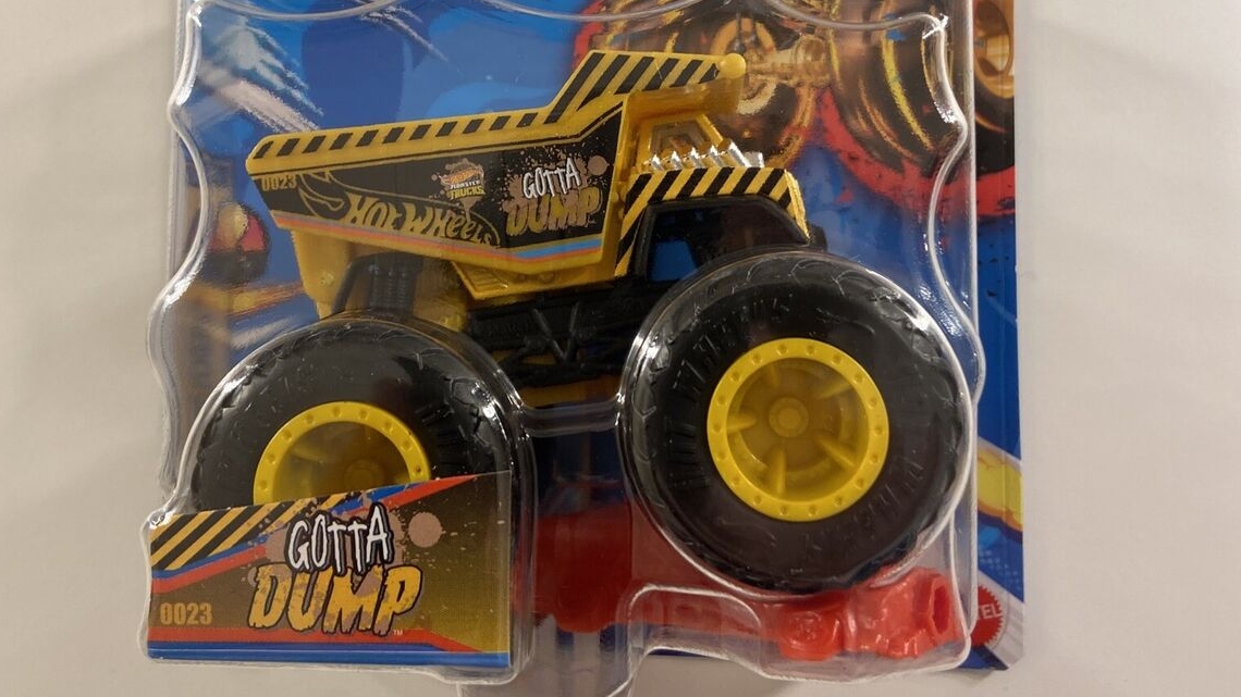 обзор на hot wheels monster truck gotta dump 2023