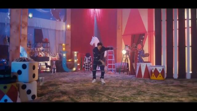 Stray Kids "Circus" Music Video