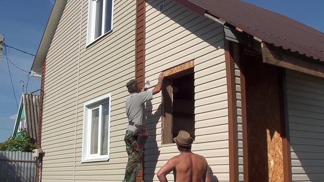 Продолжение отделки дома - бани// Закупили материал, вставили окно в тамбуре