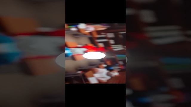 хотела показать секрет но не успела.mp4
