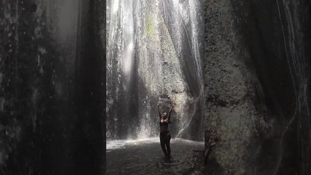 Водопад на Бали, одни из самых красивых.