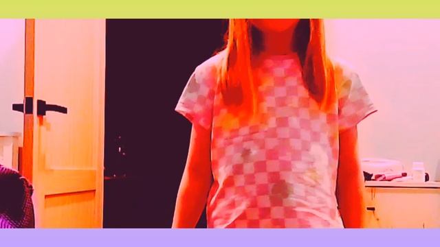 та самая которая В ПРЯМОМ СМЫСЛЕ скачала редактор для фото и видео:
