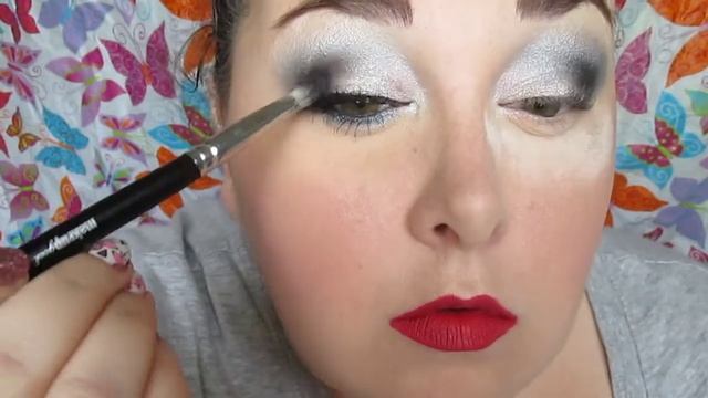 LaColors SMOKIN' Tutorial #4 -Classic Smokey Eyes & Red Lips-