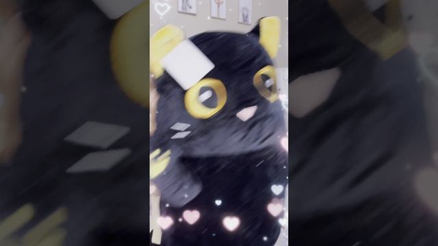 Только гляньте сколько счастья доставляет черный котик Буши ❤️🔥