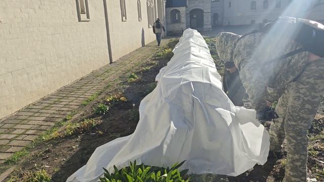 Укрываем наш Раевский сад -готовимся к Зиме.