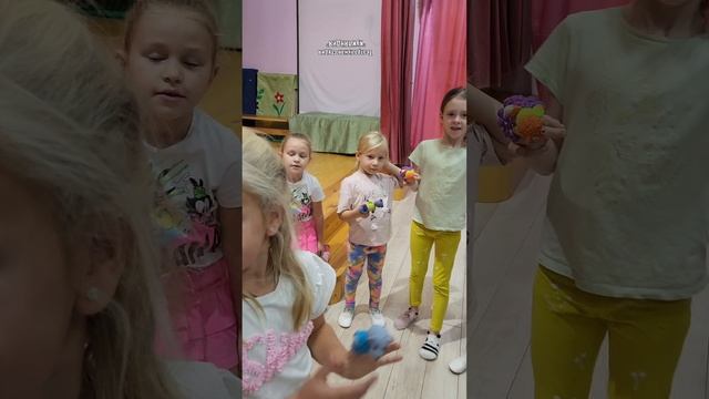 🖐️ПАЛЬЧИКОВАЯ ИГРА "День рождения,у меня" авторские игры Майи Родиной ,сборник "Кукляндия"