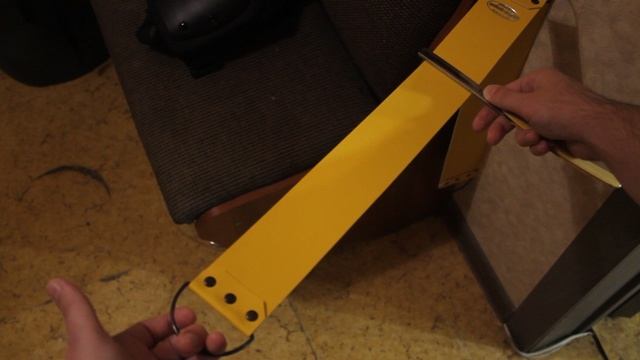 Как править опасную бритву на ремне (Synthetic Strop V2)