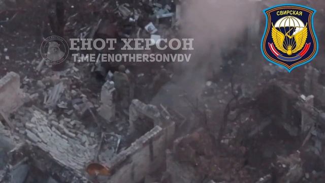 Штурмы 98 дивизии ВДВ выбивают Тарасов из укрытий и подвалов.