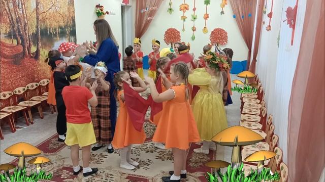 "День рождения Осени" утренник в подготовительной группе