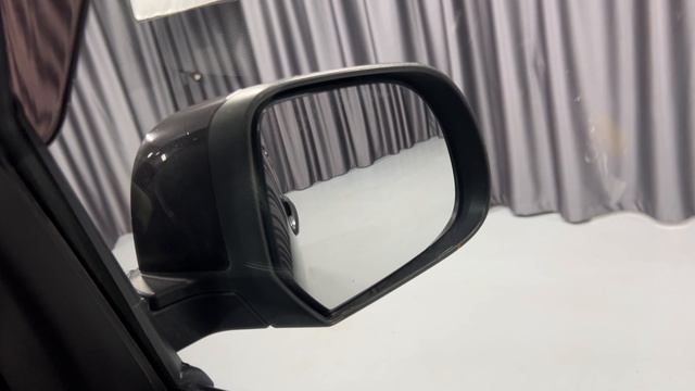 Nissan March 2012