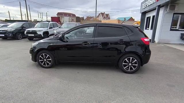 Kia Rio '2013 III 
Z94CB51BAER036666