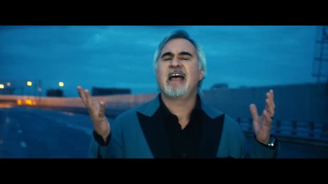 Валерий Меладзе и Альбина Джанабаева – «Мегаполисы» (Official Video)