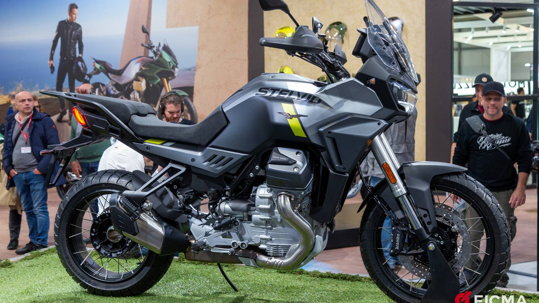 Знаменитые итальянские мотоциклы и автомобили 2025 года ｜ EICMA и автосалоны в Брюсселе