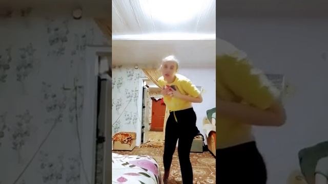 с праздником день народного единства 🥳.