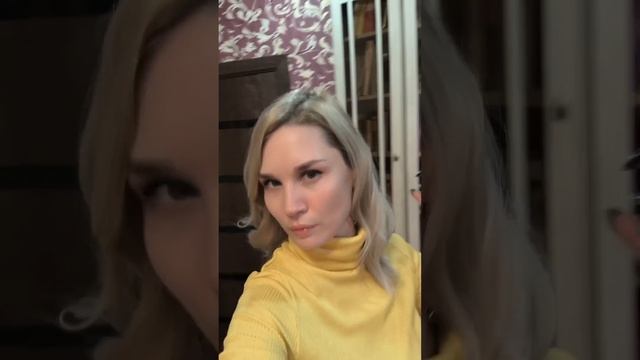 Лак для волос с блёстками с голографическим эффектом от Фаберлик ⭐⭐⭐