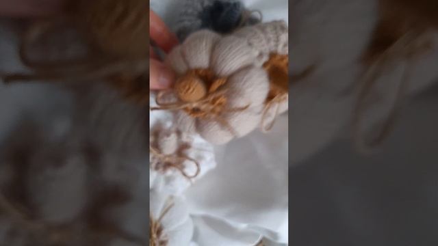 Декор для дома - вязаные тыквы!