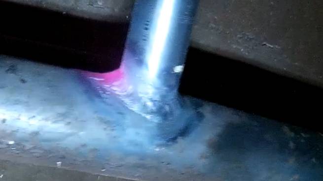 Газосварка ЖКХ  Врезки 25 в 57 мм  трубу Gas welding of housing and communal services