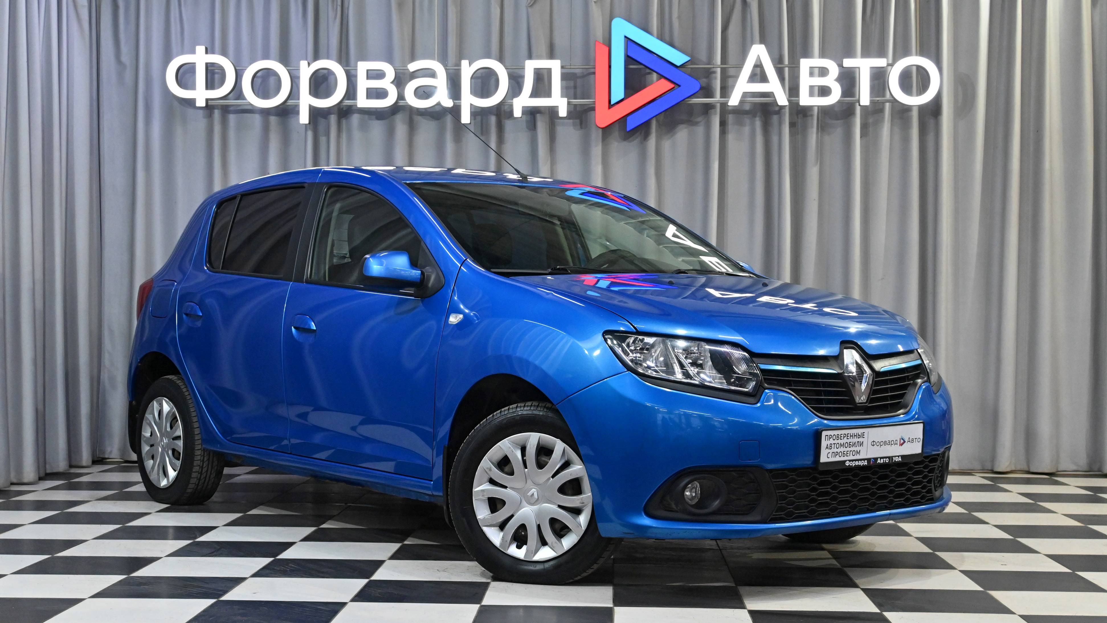 Renault Sandero (2014) 62893