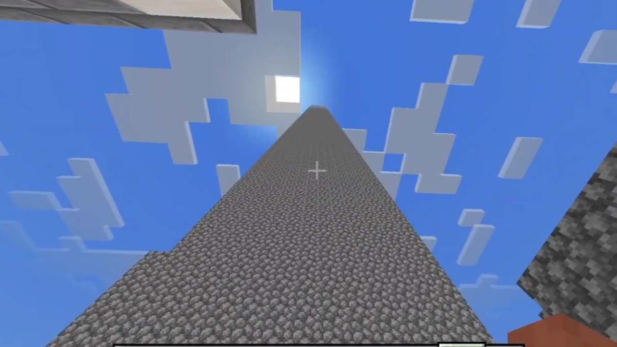 Я построил самый высокий небоскрёб в мире minecraft в своём городе!!!