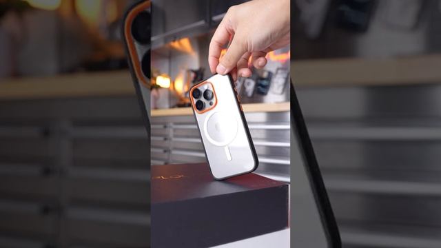 Обзор чехлов для Apple от бренда FLOLAB