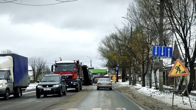 В ноябре начали ремонтировать дорогу в Заволжье