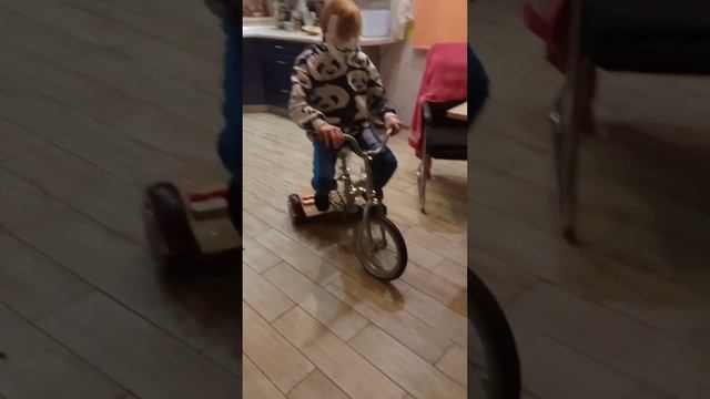 оп оп жигули ахаххааххаах😂😂😂😂🤣🤣🤣🤣🤣