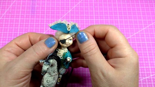Ватная елочная игрушка" На лошадке" .